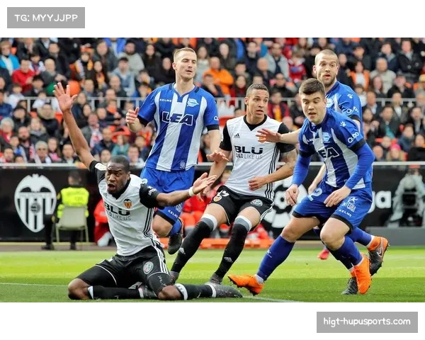 更衣室记录：阿拉维斯战胜保级对手后，全队庆祝成功留级